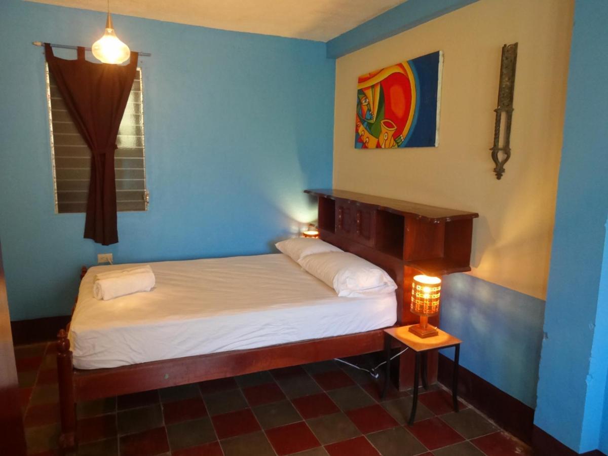 Hostal Harvest House León Eksteriør billede