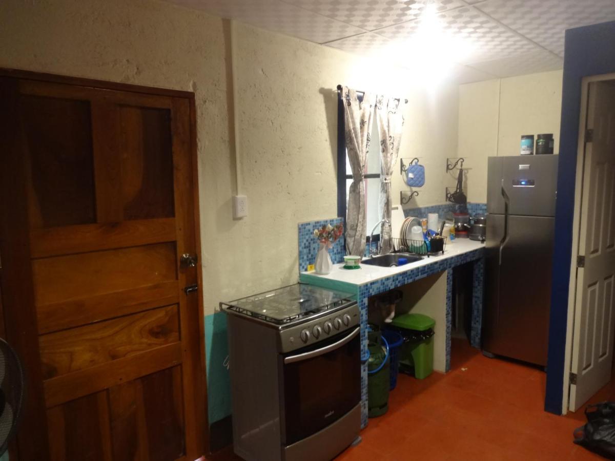 Hostal Harvest House León Eksteriør billede